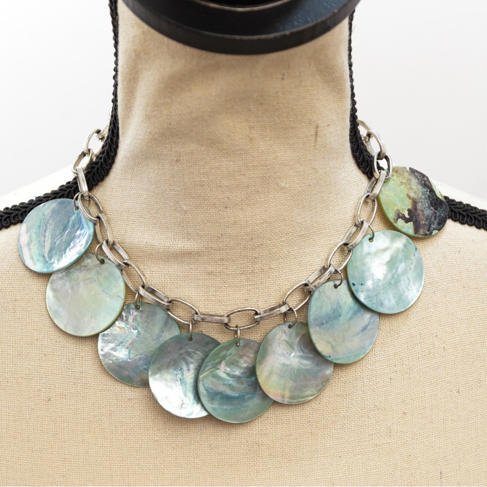 Bold choker necklace shell necklace mother of pearl look aqua pastel blue Mixit